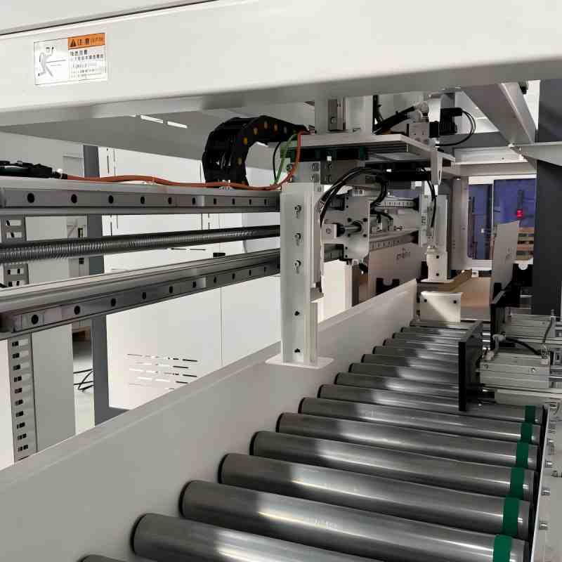 LVT Flooring Packaging Machine 500-1000mm for Automatic Carton Packing