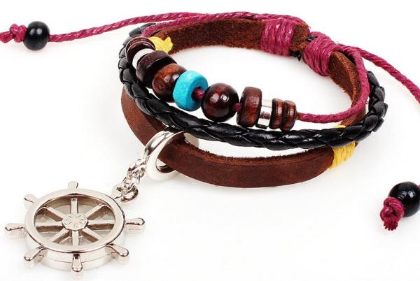 Pirates of the Caribbean US rudder leather bracelet leather jewelry fashion leather bracel