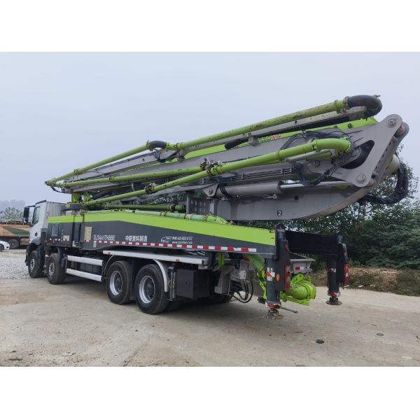 How to Choose the Right Concrete Boom Pump for High-Rise Building Projects(ZOOMLION 56M)