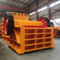 Máquina de trituración de mandíbulas de alto rendimiento en aplicaciones de construcción y minería