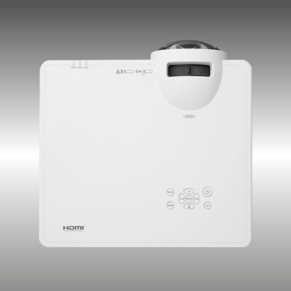 Manual 3LCD 6000 Lumen Short Throw Projector For Immersive Experience Space