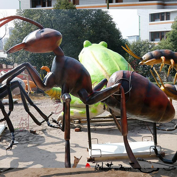 Customized Animatronic insects designed for science museums theme parks