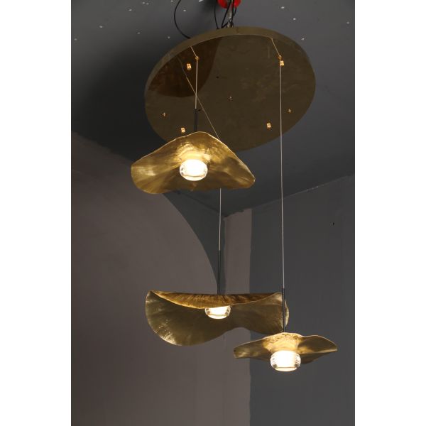 High Quality Residential Decoration Ceiling Mounted Iron Frame Led Pendant Lamp