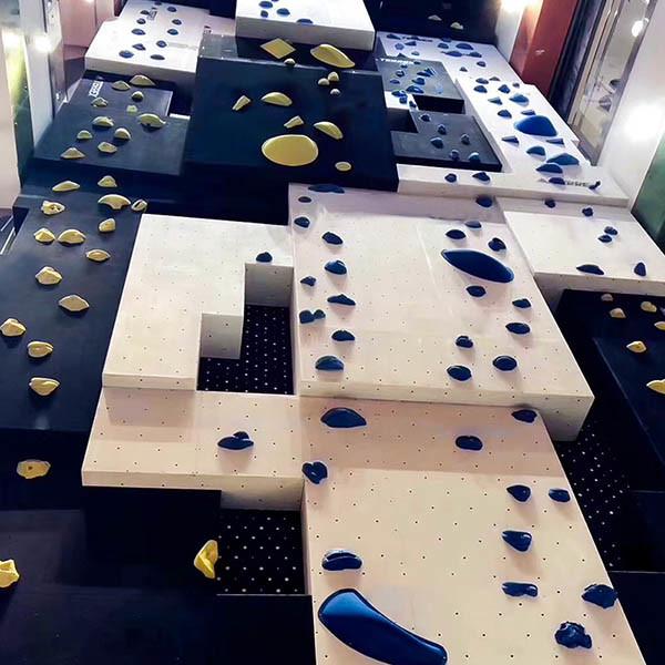 Resin Indoor Climbing Wall Panels Anticorrosion 	Hot Galvanized Steel Frame