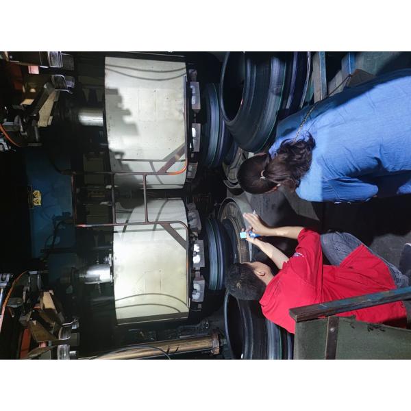 Усиленная тележка дизайна шарика Semi радиальная утомляет 8.25R16 Semi управляет автошинами AR1017