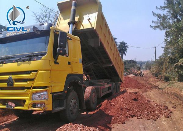 3 Axle U - Shape Van Type Heavy Duty Dump Truck / Hydraulic Rear Dump Truck
