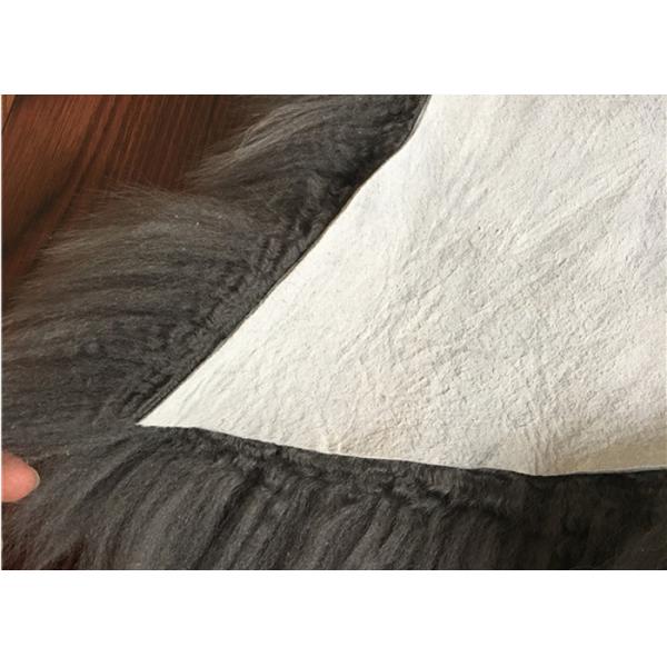 Manta decorativa teñida gris clara grande natural del hogar largo de la lana de cordero de la manta real de la zalea