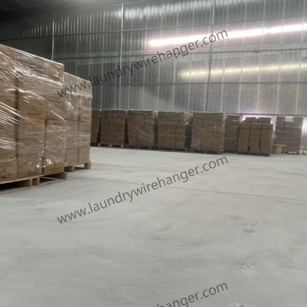 Customized Diameter  Laundry Wire Hanger In White For Dry Cleaner
