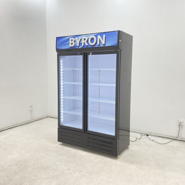 Three Door Commercial Beverage Cooler Single Temp Adjustable Shelf