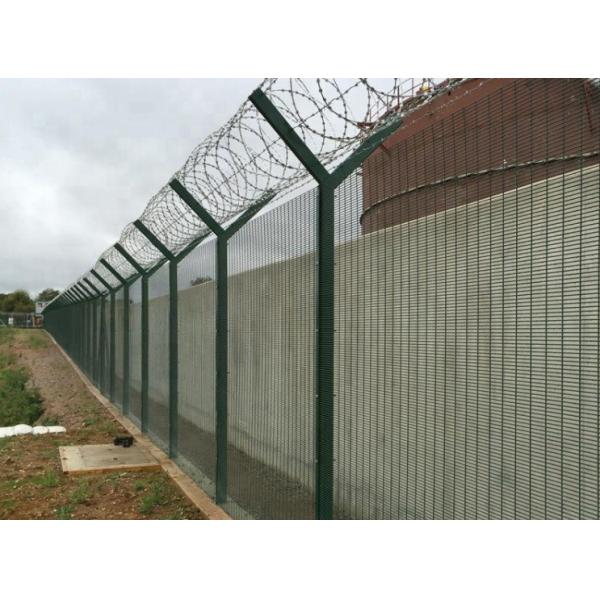 低炭素の鋼線の網80x80mmのポスト358の保証囲うこと