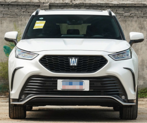 Автомобиль 2023 наградной версии четырехколесного привода КРОНЫ KLUGER 2.5L HEV ТОЙОТА средний