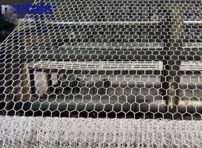 Double Twist Elétrico Hexagonal Galvanizado Hexagonal Wire Mesh de Fábrica