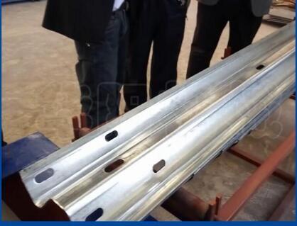 5m/min Highway Guardrail Forming Machine , Galvanized Sheet Roll Forming Machine