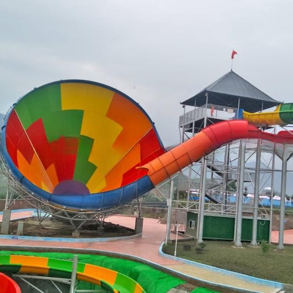Красочные аквапарки оборудование стекловолокно Большой труба водный горка
