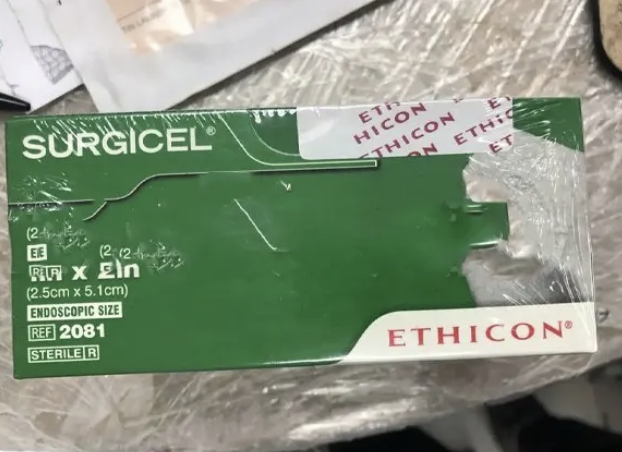 Surgicel SNoWTM Hémostat absorbable - Cellulose régénérée non tissée oxydée