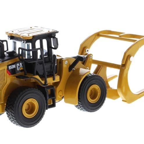 1:64 DM Diecast Masters Cargador de Ruedas con Horquilla para Troncos, Accesorio, Modelo 85635, Coleccionable