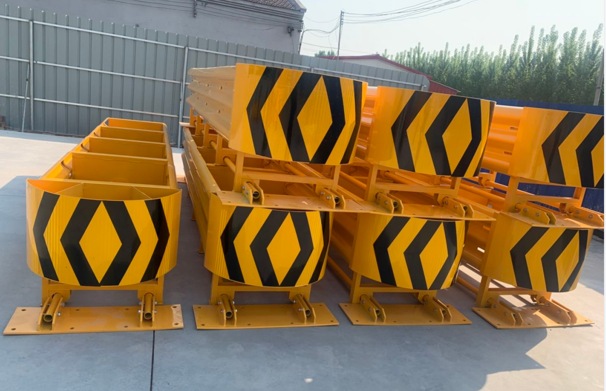 High Speed Anti-Collision Pad Highway Crash Pad with Reflective Warning Tapes –Safety Barrier