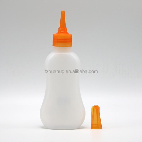 Бутылка с пластиковым распылителем с персонализированным логотипом и раковиной