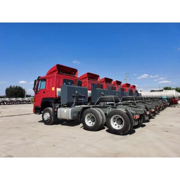 Segement Heavy Truck Sinotruk HOWO Sleeper Cab Tractor Truck Maximum Torque Nm 500-1000nm