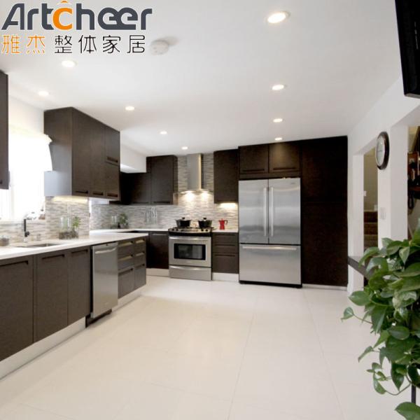Veneer Finish Dark Brown Kitchen Cabinets with Solid Wood Material and Handless Design