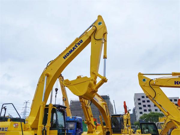 30 Ton Used Komatsu PC300 Excavator with Original Hydraulic Cylinder in Good Condition