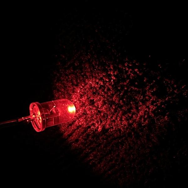 Lâmpada de aviso de trânsito LED 5mm 45deg 625nm Diodo vermelho 12000mcd Pin curto com rolha