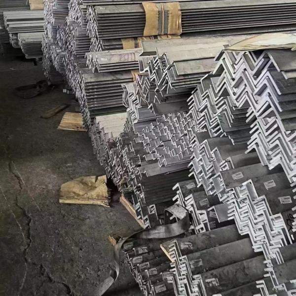 Hot Rolled Unequal Stainless Steel Angle Bar Inox AISI321 304 316L  309S 316Ti