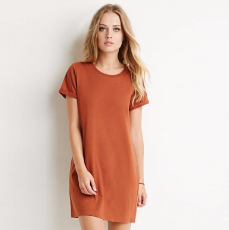 Платье футболки плеча нашивки женщин пристойное каменное тройное с тонким телом