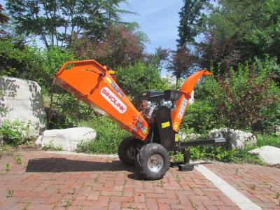 ATV 6.5HP Gasoline Engine Drum Wood Log Chipper Machine Ce Certification