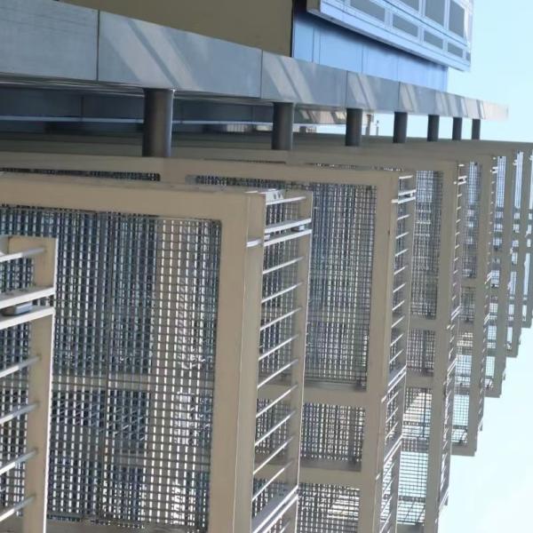 Machine Pressure Welded 3mm Cross Bar Industrial Steel Floor Decking Grating