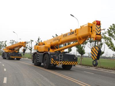Tecnologia do guindaste 90Ton RT90E RT90U do caminhão do crescimento do certificado do GOST do CE de Europa