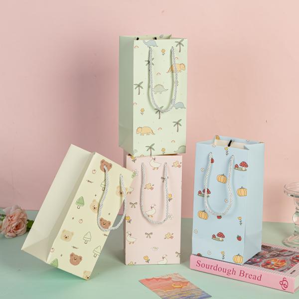 Bolsa de papel de regalo exquisita de dibujos animados, bolso de mano con impresión de patrón personalizado, bolsa de cartón
