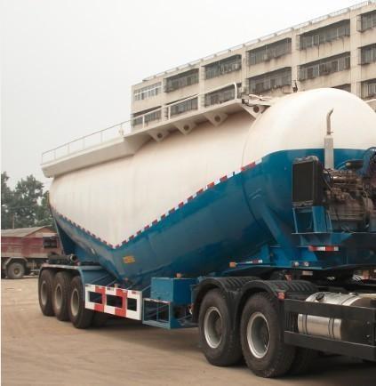 V / W Type Small Capacity Powder Bulk Cement Truck Various Size Customized