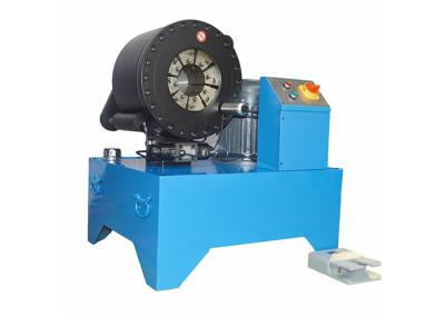 Máquina de friso E180 da mangueira de borracha de alta pressão com estrutura inovativa