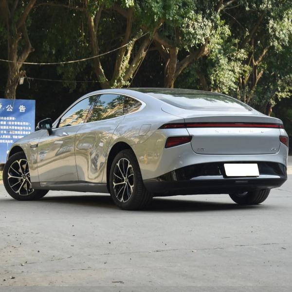 High Speed Xpeng P7 586G 4 Wheel Cars Electric Vehicle for Adults 4880x1896x1450mm