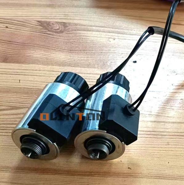 WA320-6 Solenoid Valve For Komatsu Loader Engine UC4020757708 Customizable Option
