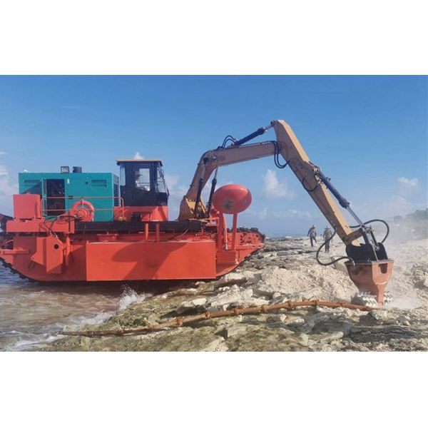 Desilting Amphibious Dredger 56kw with Hydraulic Control Self Propelled