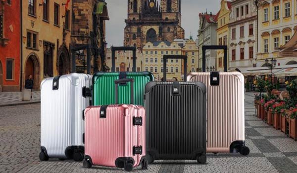 Professional Rolling Studio Makeup Case With Lights Collapsible Compartments