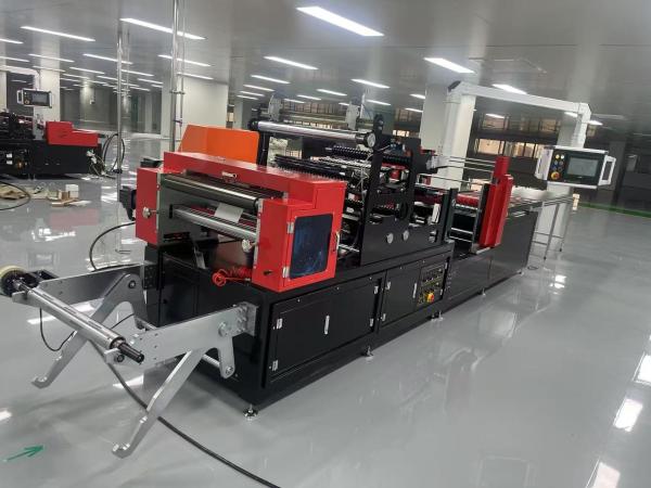 Machine à plier du papier résistant aux températures élevées