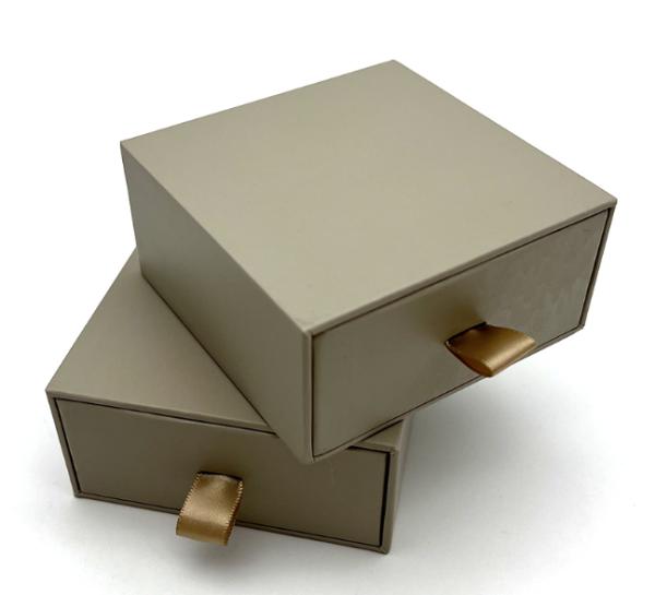 Custom Logo Jewelry Drawer Boxes for Rings Earrings Personalized Gift Packaging