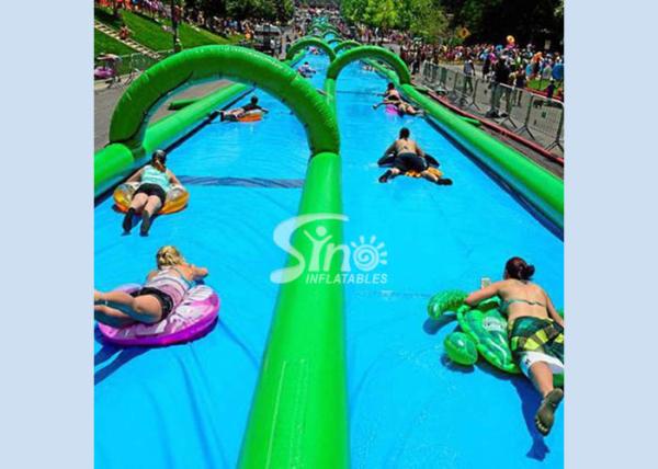 Inflável gigante exterior feito-à-medida a corrediça de água municipal para o divertimento do jogo da água do verão de sino Inflatables
