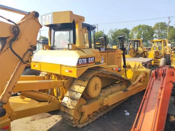 Used Original CAT D7R D6K D5K CAT  D8k BULLDOZER with cat engine ORIGINAL brand 90%NEW low price good condition 