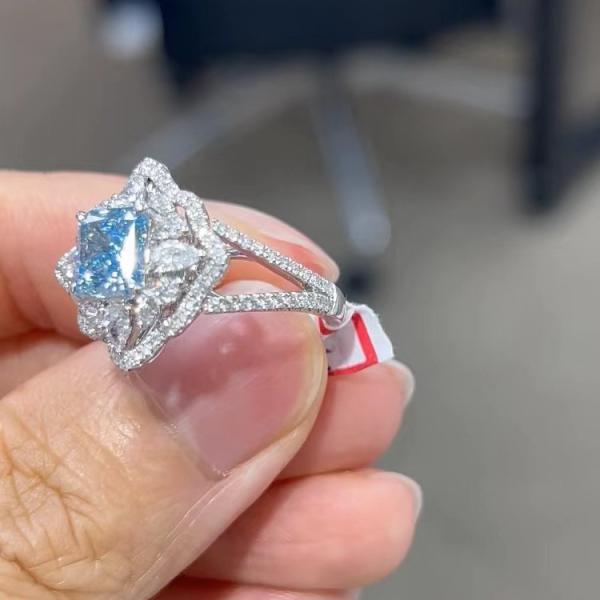 Anel de noivado azul sintético do corte do coxim de Diamond Jewelry VVS do laboratório