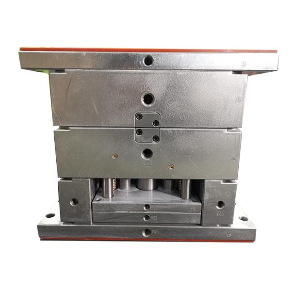 Самая информация инжекционного метода литья 4 частей Cav пластиковая к PL с Subgate