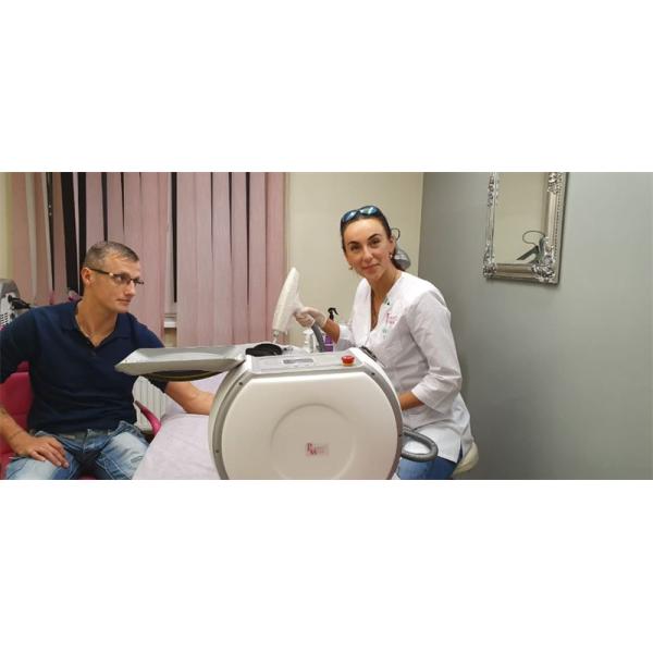 1064nm Nd Yag лазерная машина для очистки татуировки с помощью углеродного лазера