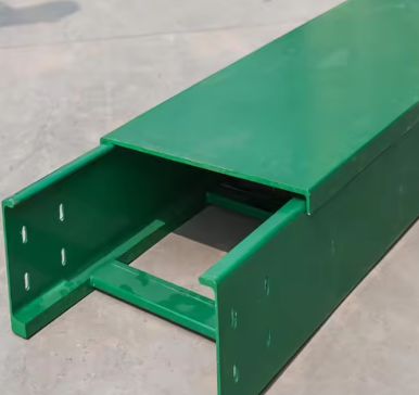 Profiles FRP GRP en fibres de verre plastique, câbles, tuyaux en acier, canaux en FRP