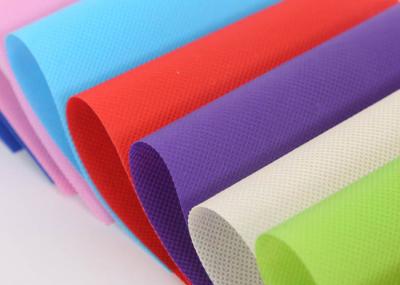 Tissu non-tissé de Spunbond d'ANIMAL FAMILIER du polyester 100% pour l'agriculture de décoration