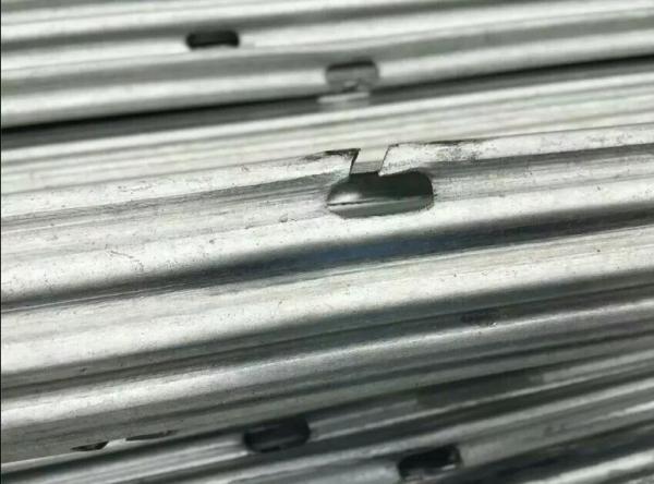 Low Carbon Steel Plant Support Posts 1.5mm 8FT Environmental Friendly