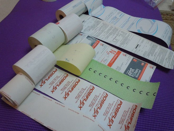 Thermal paper roll printer with 92% brightness