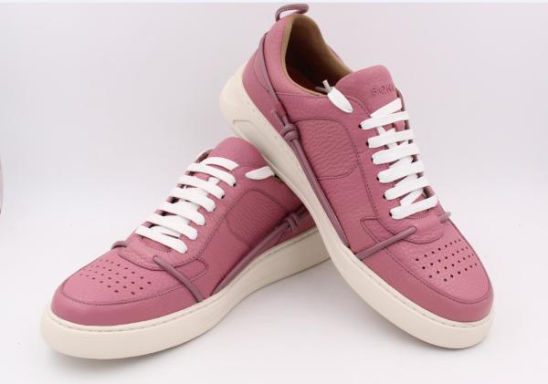 Wisteria Low Top Mulheres Sneaker de couro Dedo redondo Vários tamanhos